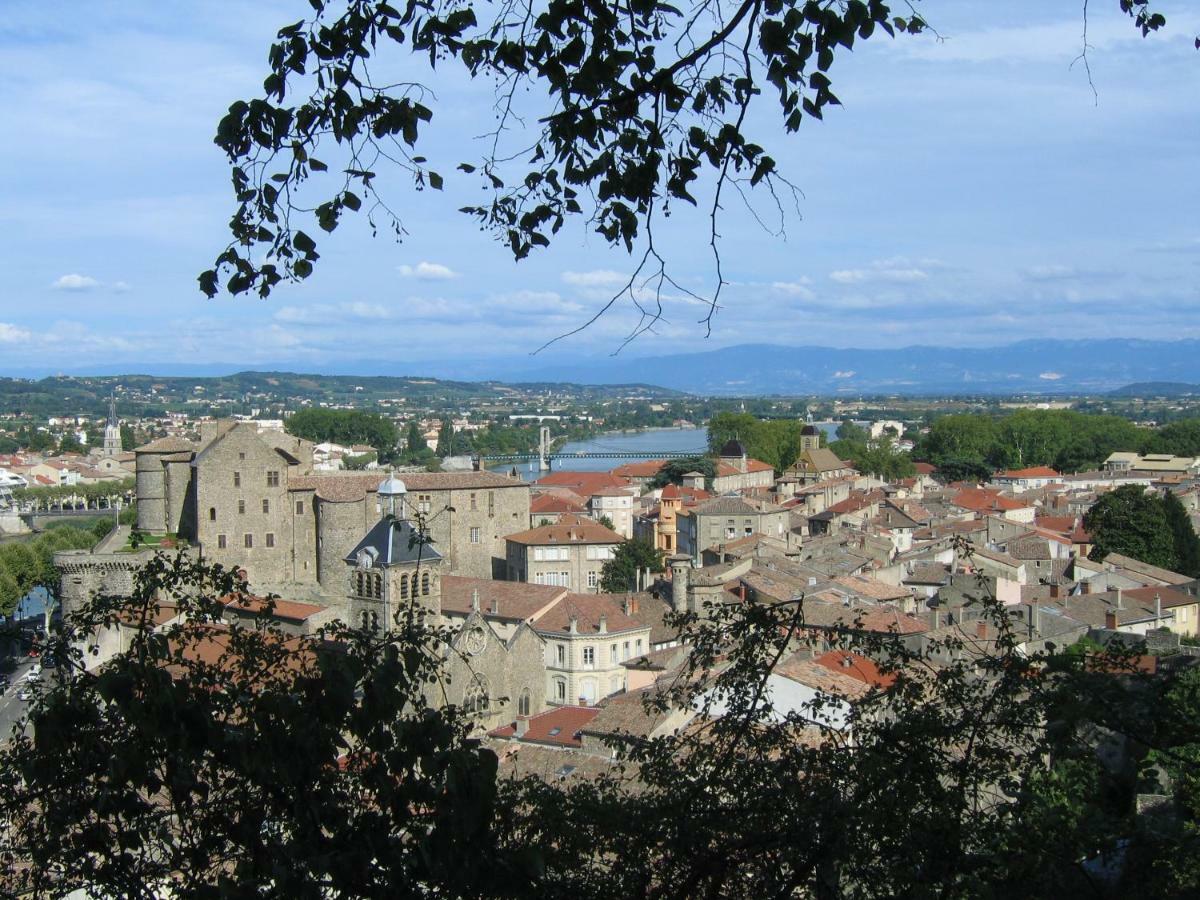 Gîte le pied du géant - Local sécurisé pour les vélos Tournon-sur-Rhone Exterior foto